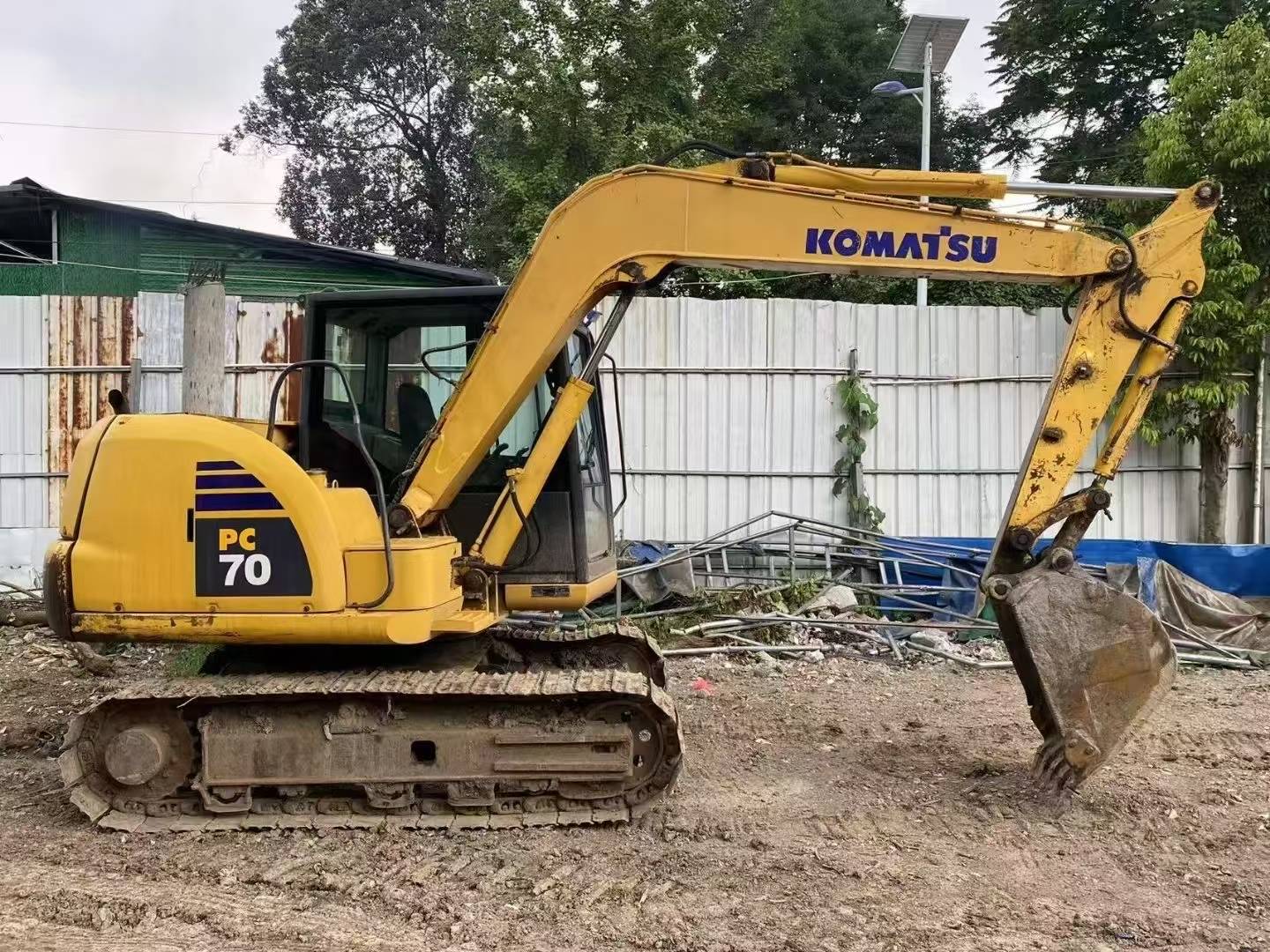 Used Komatsu PC70 Excavator 2018 Model / 3