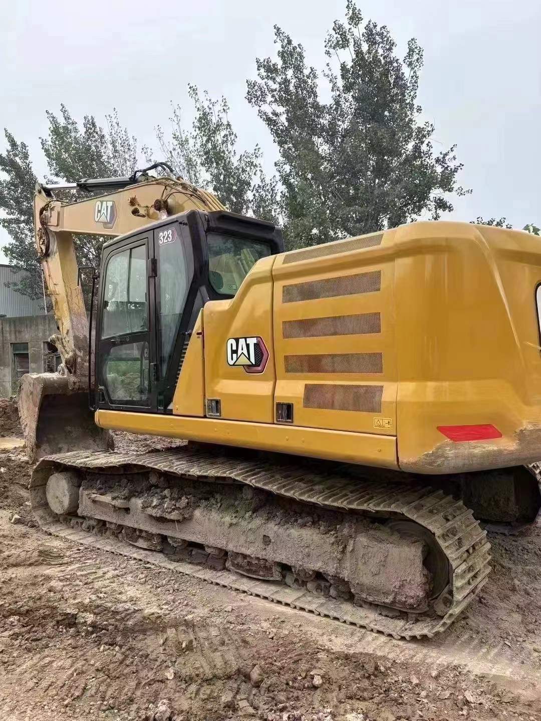 Used Caterpillar 323 Excavator 2020 Model / 2