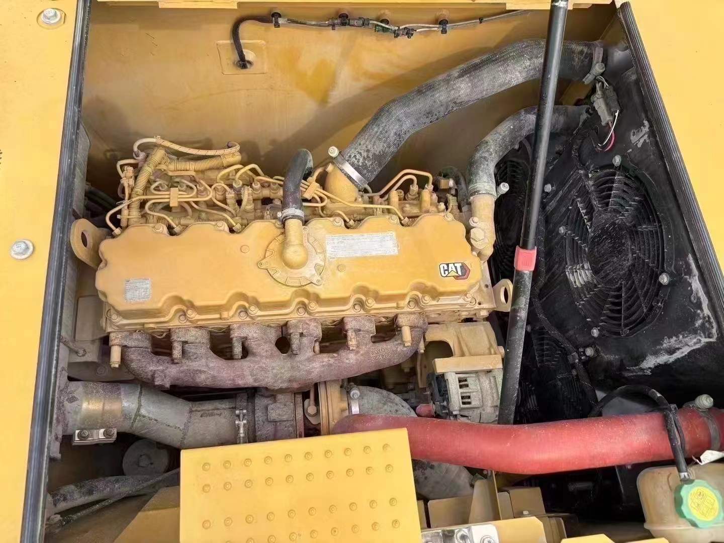 Used Caterpillar 323 Excavator 2020 Model / 5