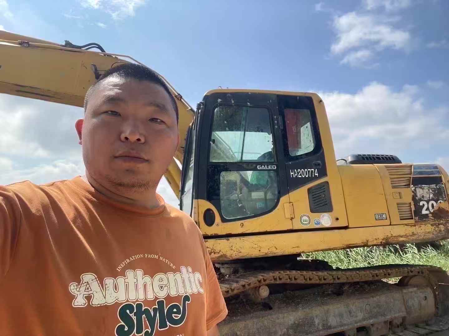 Used Komatsu PC200-8 Excavator 2016 Model