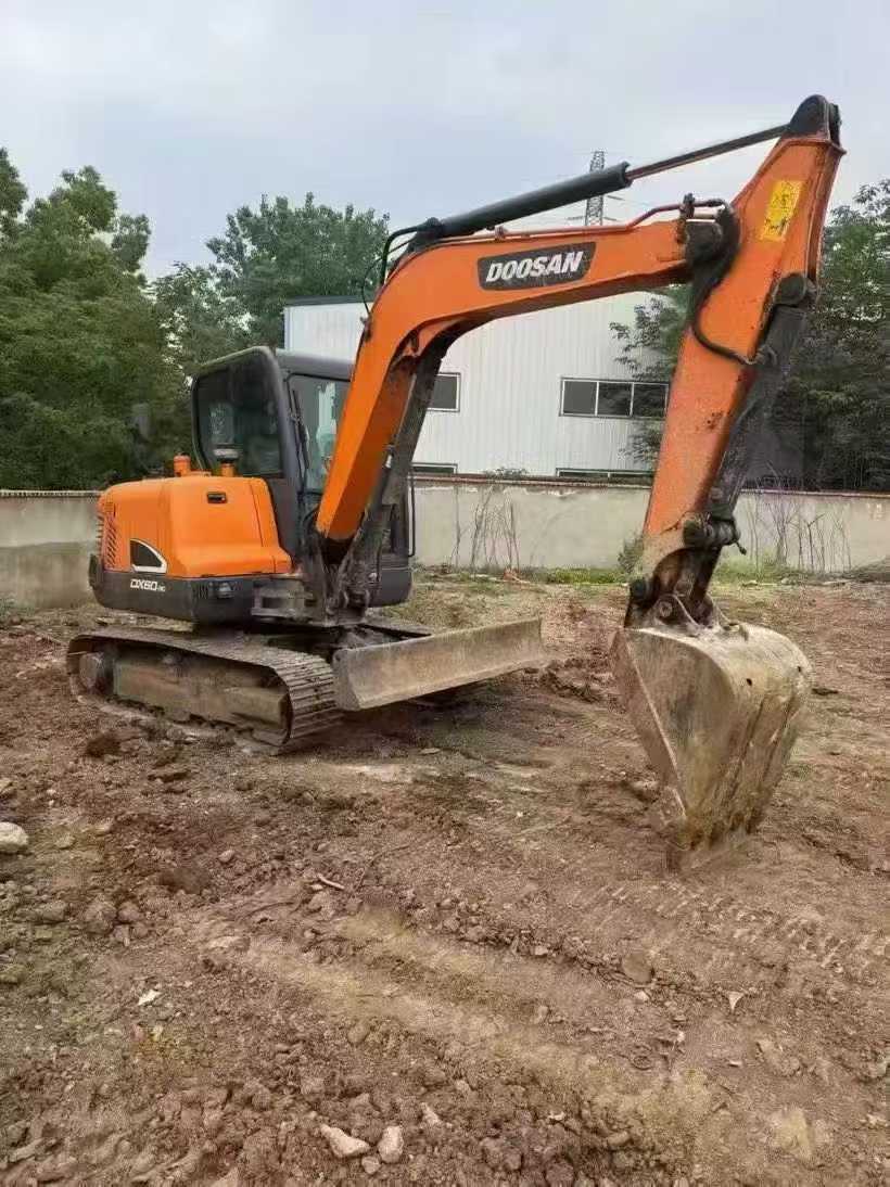 Used Doosan DH55 Excavator 2020 Model / 3