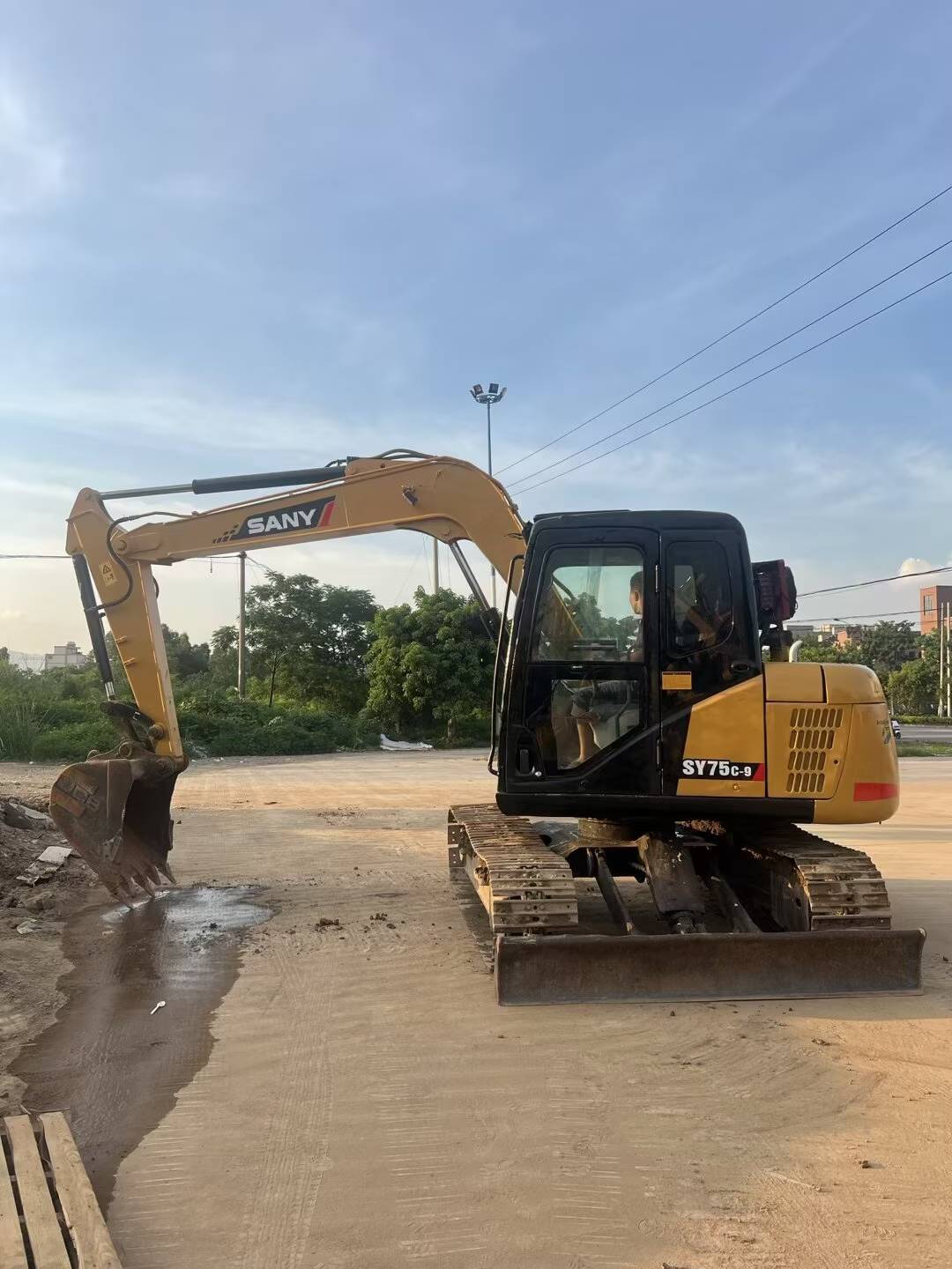 Used Sany SY75 Excavator 2016 Model