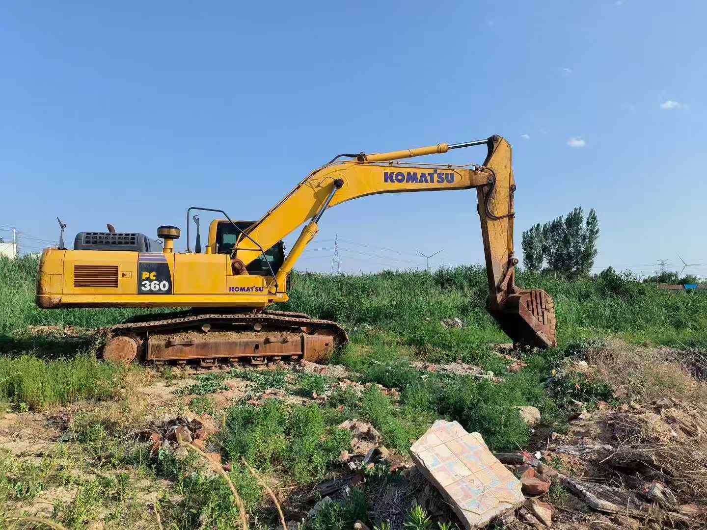 Used Komatsu PC60 Excavator 2017 Model / 2
