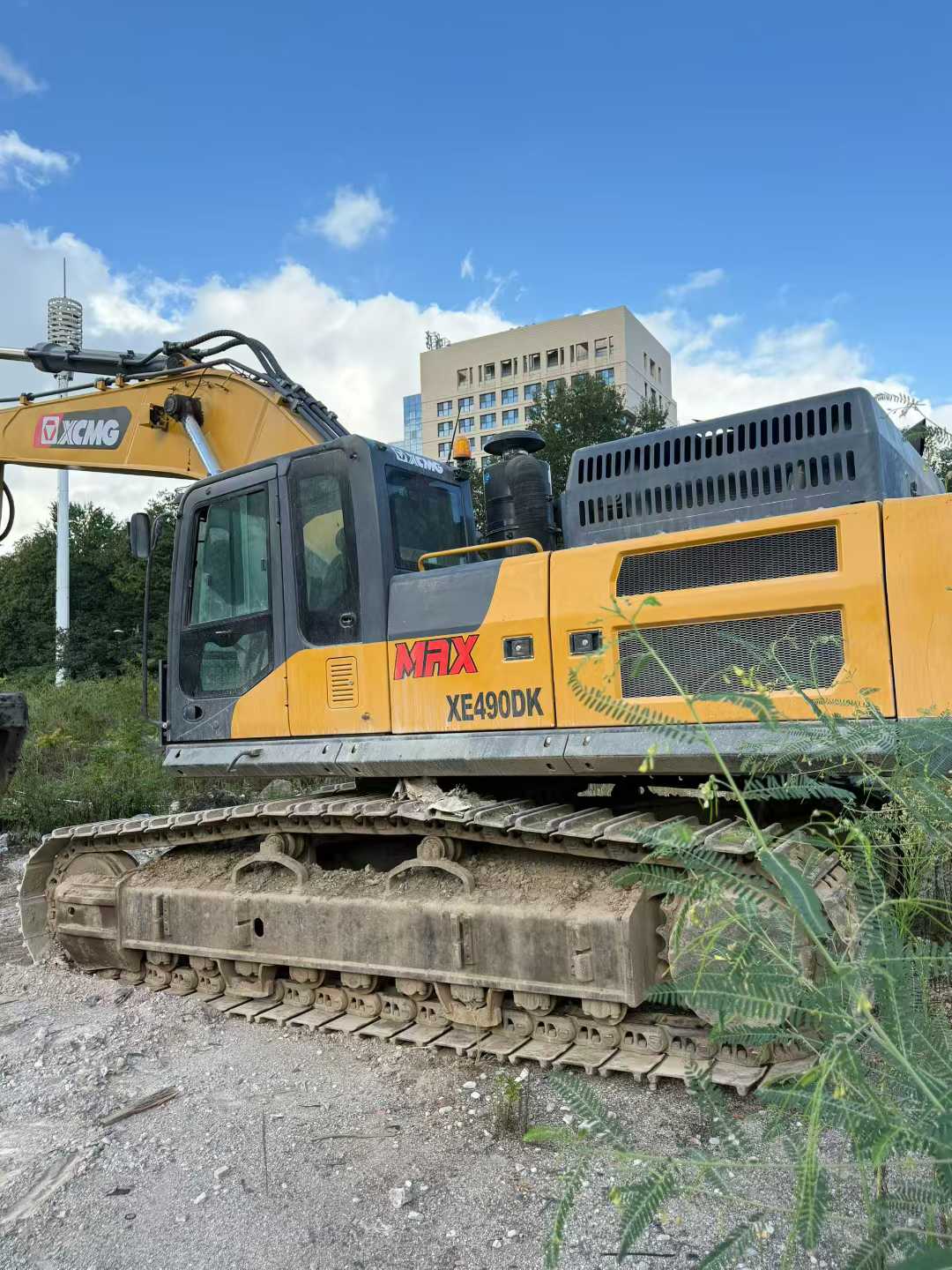 Used XCMG XE490KS Excavator 2021 Model / 8