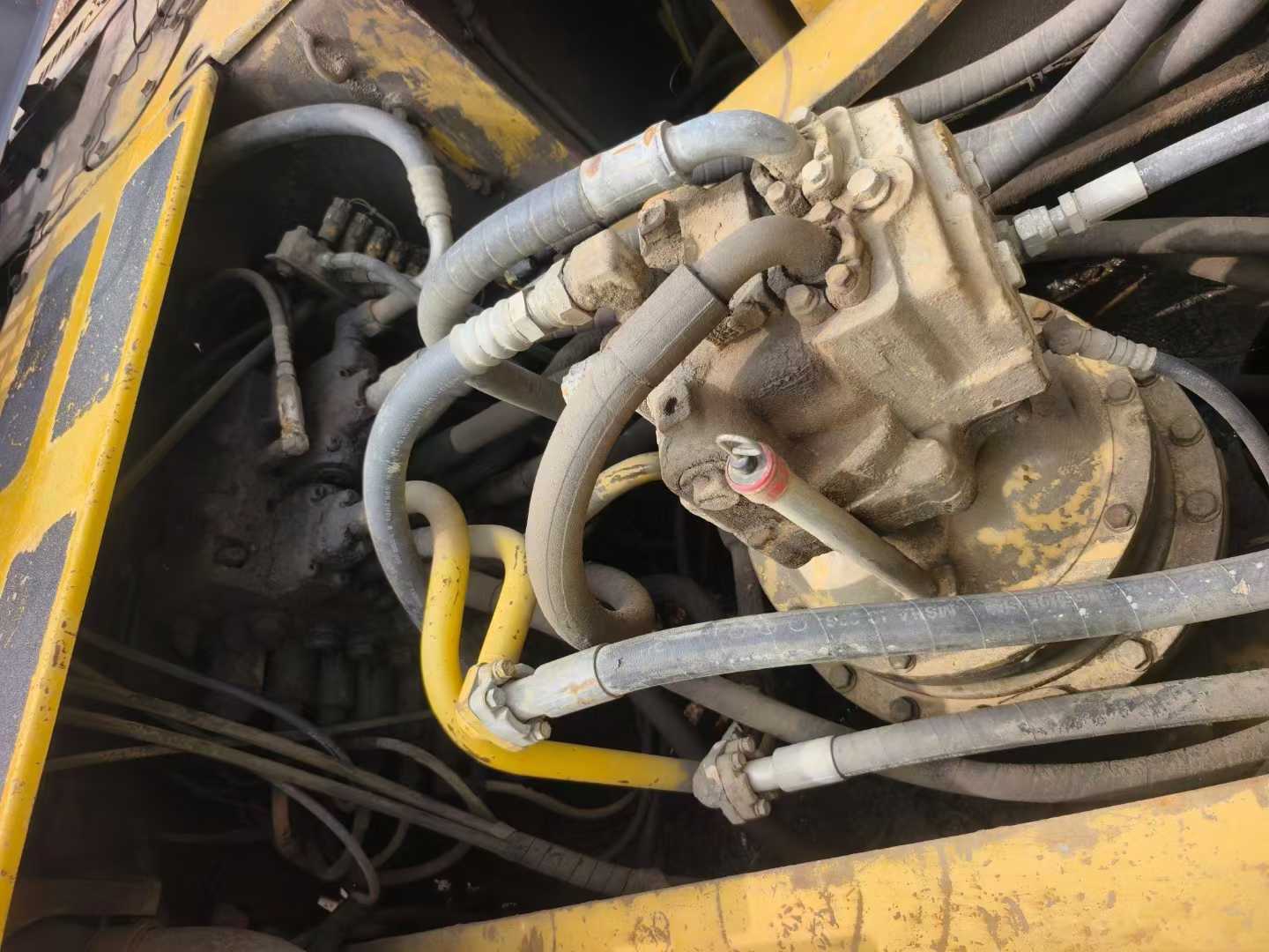 Used Komatsu PC60 Excavator 2011 Model / 6