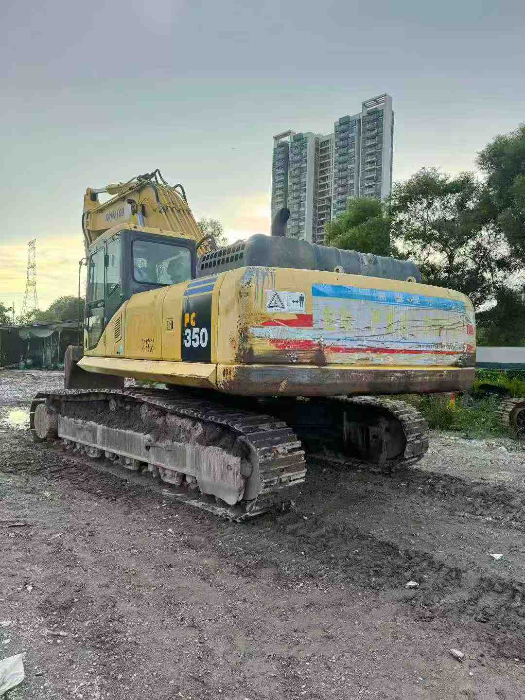 Used Komatsu PC350-7 Excavator 2016 Model / 3