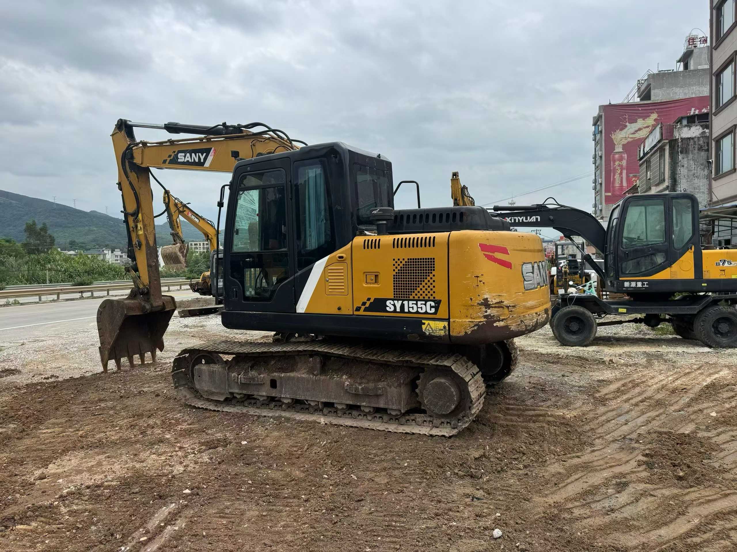 Used Sany SY135 Excavator 2017 Model