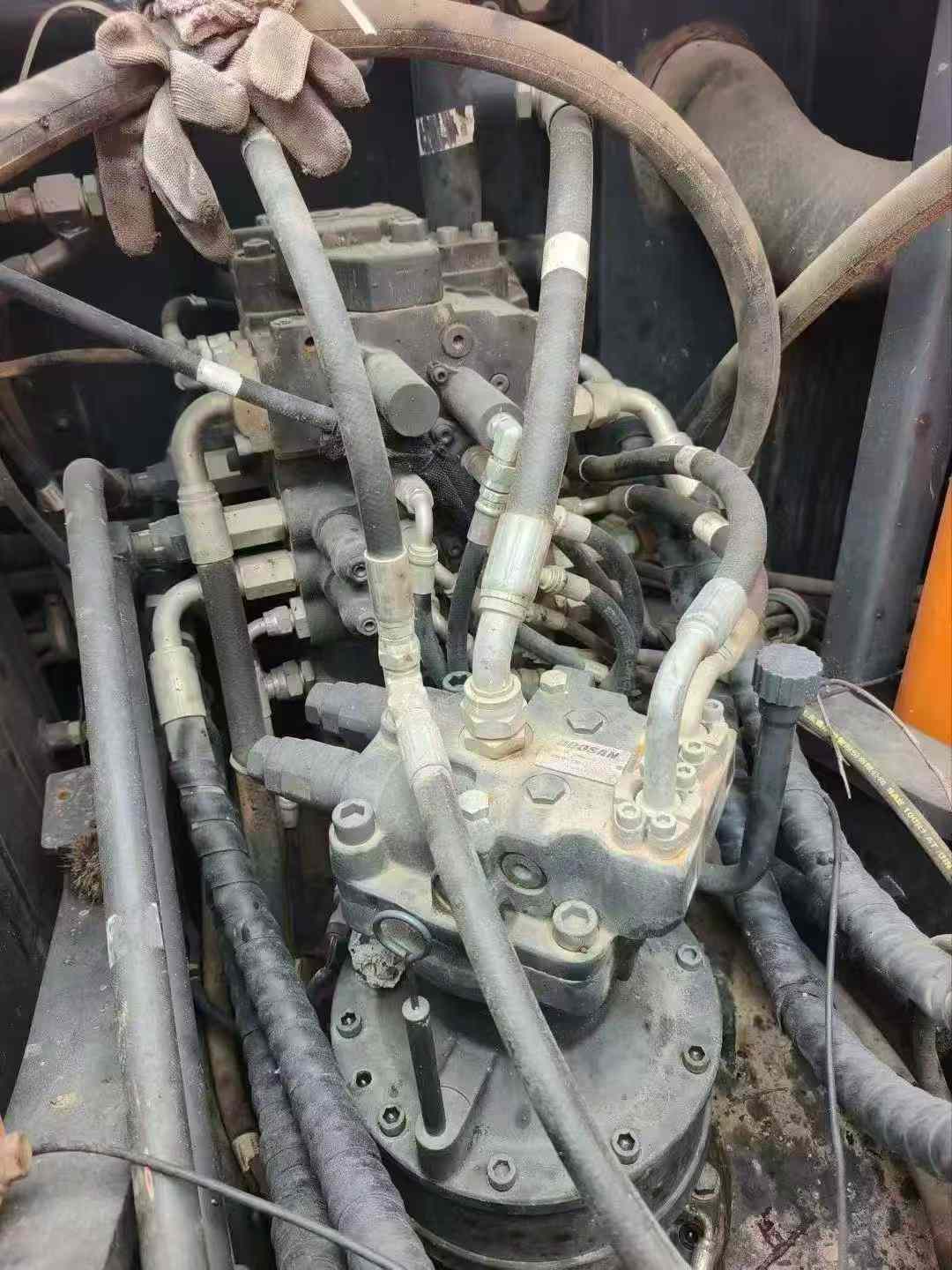 Used Doosan DX15 Excavator 2021 Model / 7