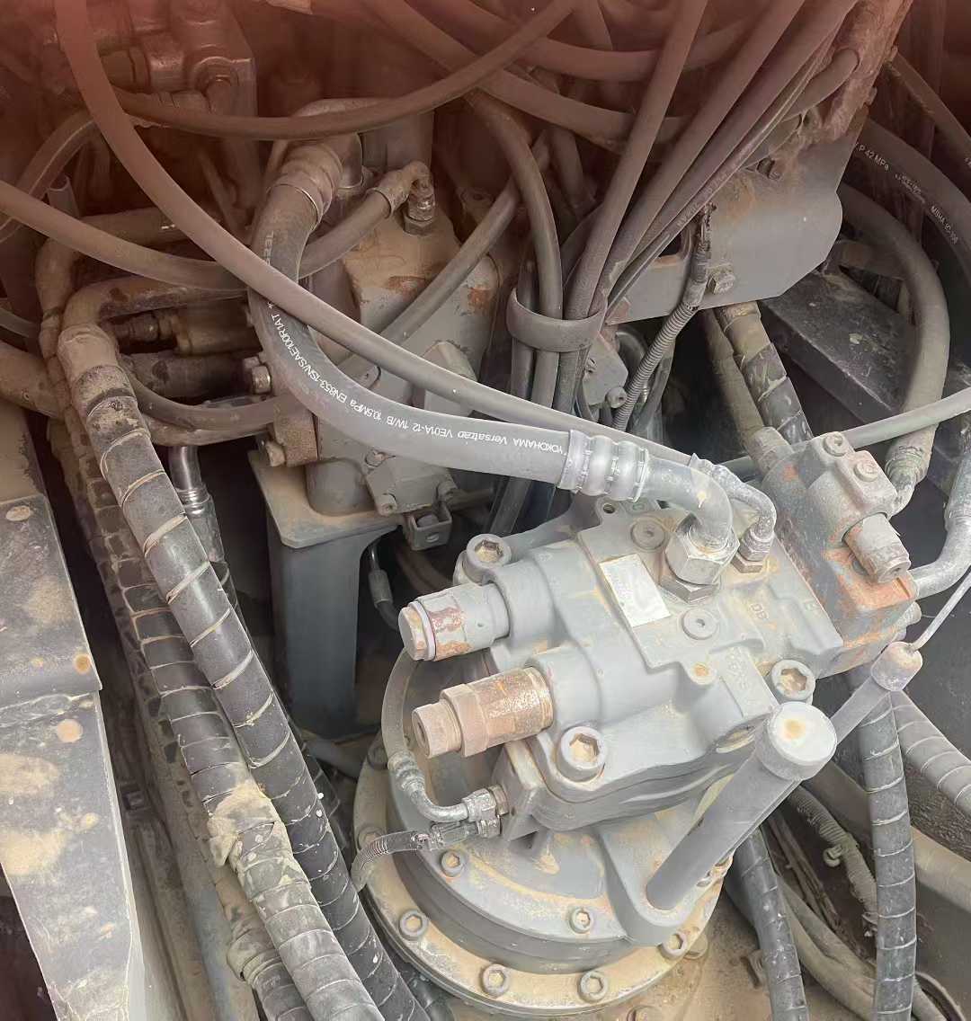 Used Hitachi ZAXIS200 Excavator 2016 Model / 7