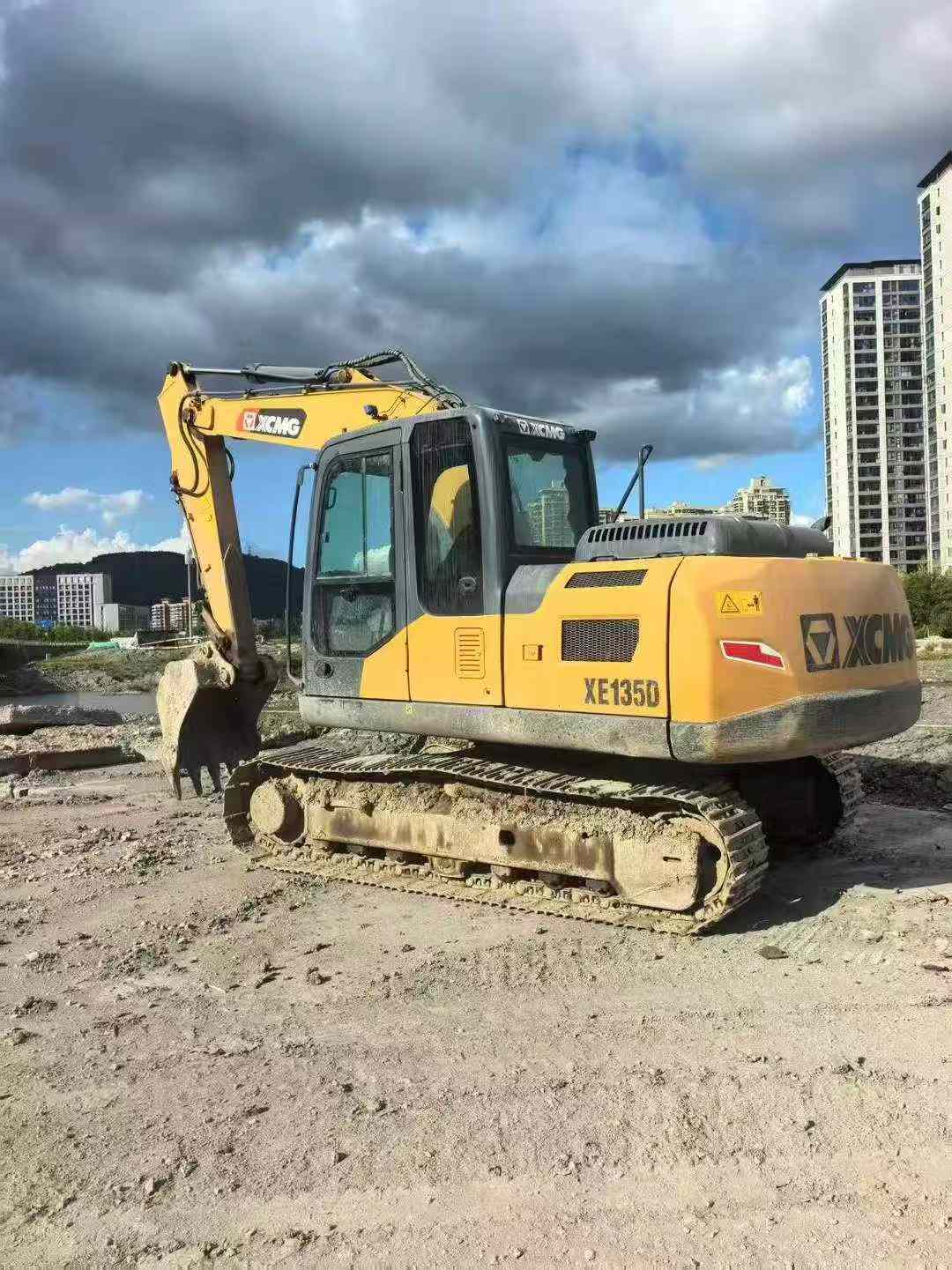 Used XCMG XE135GA Excavator 2021 Model / 2
