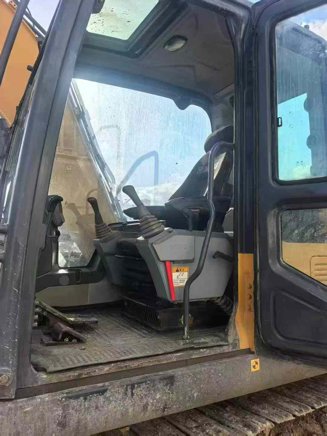 Used XCMG XE135GA Excavator 2021 Model / 9