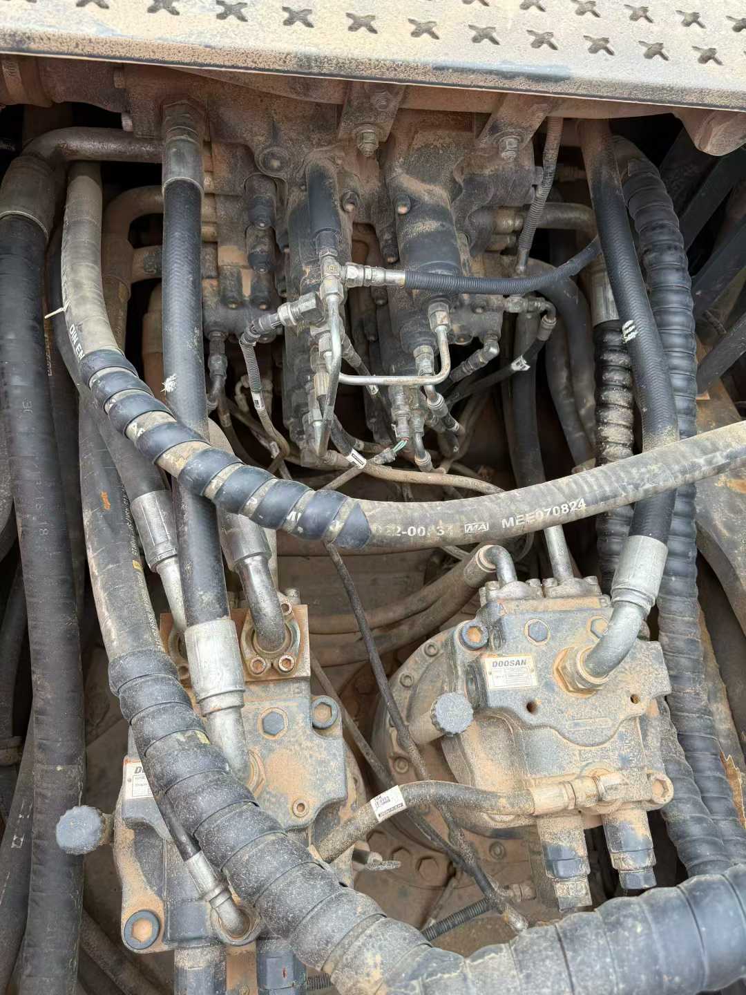 Used Doosan DX500 Excavator 2020 Model / 7