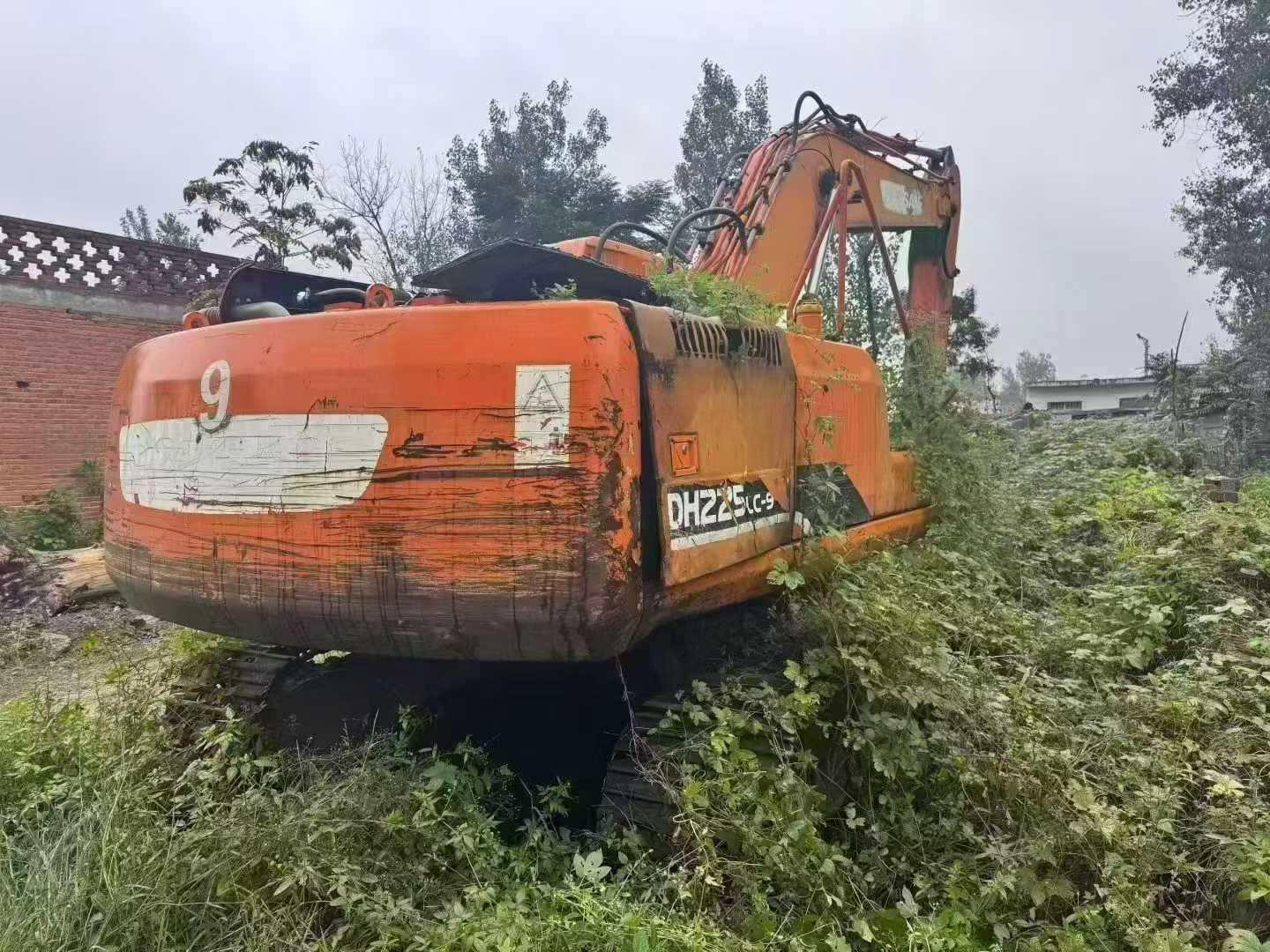 Used Doosan DH220 Excavator 2016 Model / 2