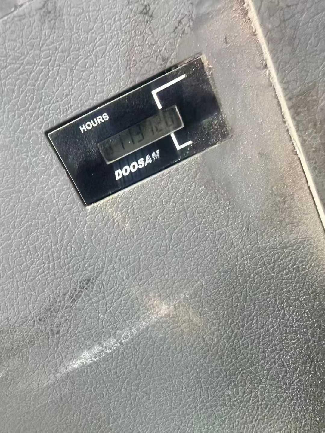 Used Doosan DH220 Excavator 2020 Model / 7