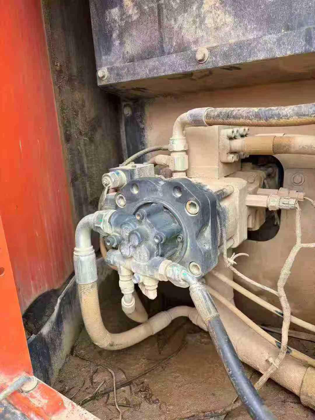 Used Doosan DH130LC-V Excavator 2019 Model / 3