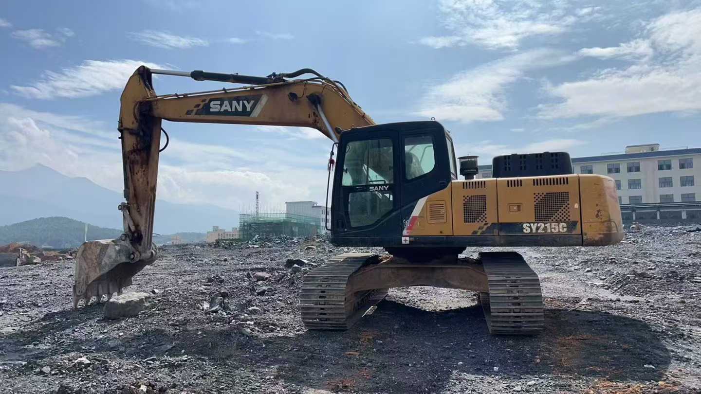 Used Sany SY215W Excavator 2017 Model