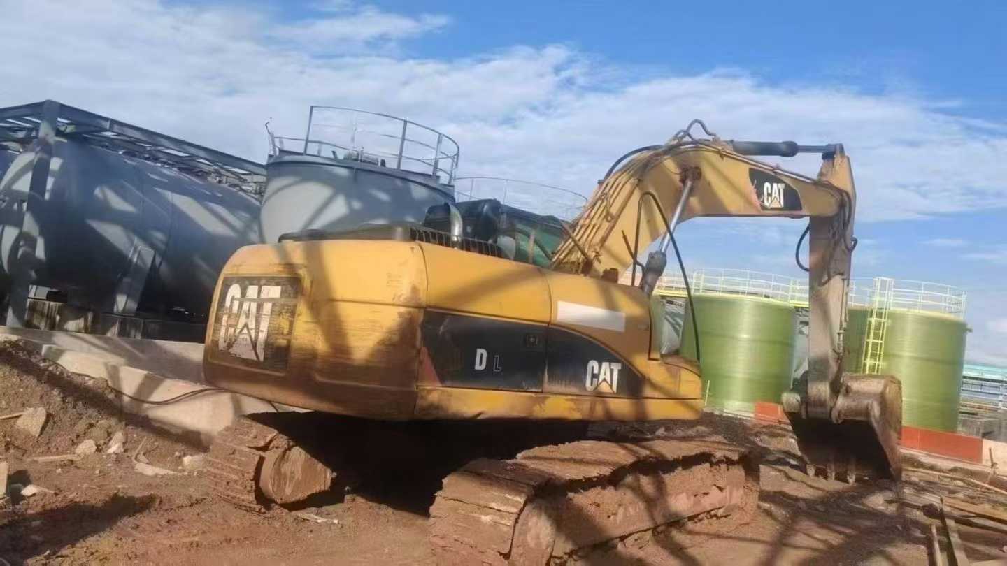 Used Caterpillar 323DL Excavator 2016 Model