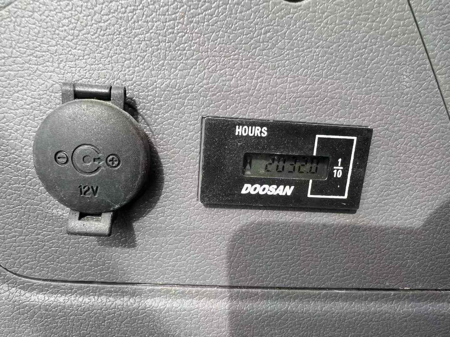 Used Doosan DX60 Excavator 2022 Model / 8