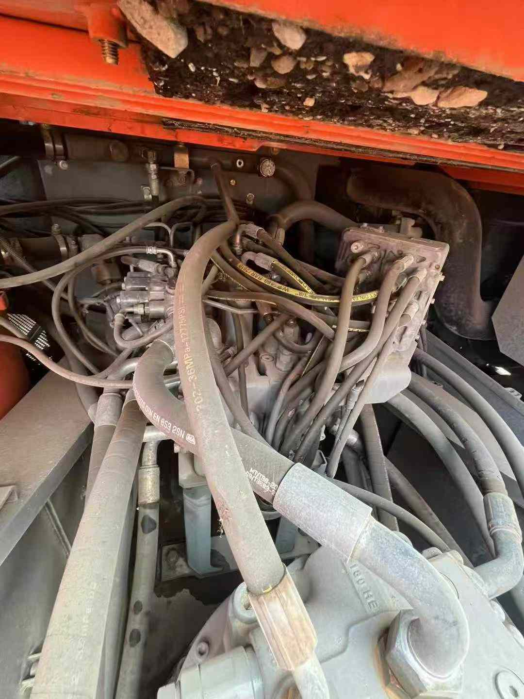 Купить Подержанный Экскаватор Hitachi EX360-5 / 6