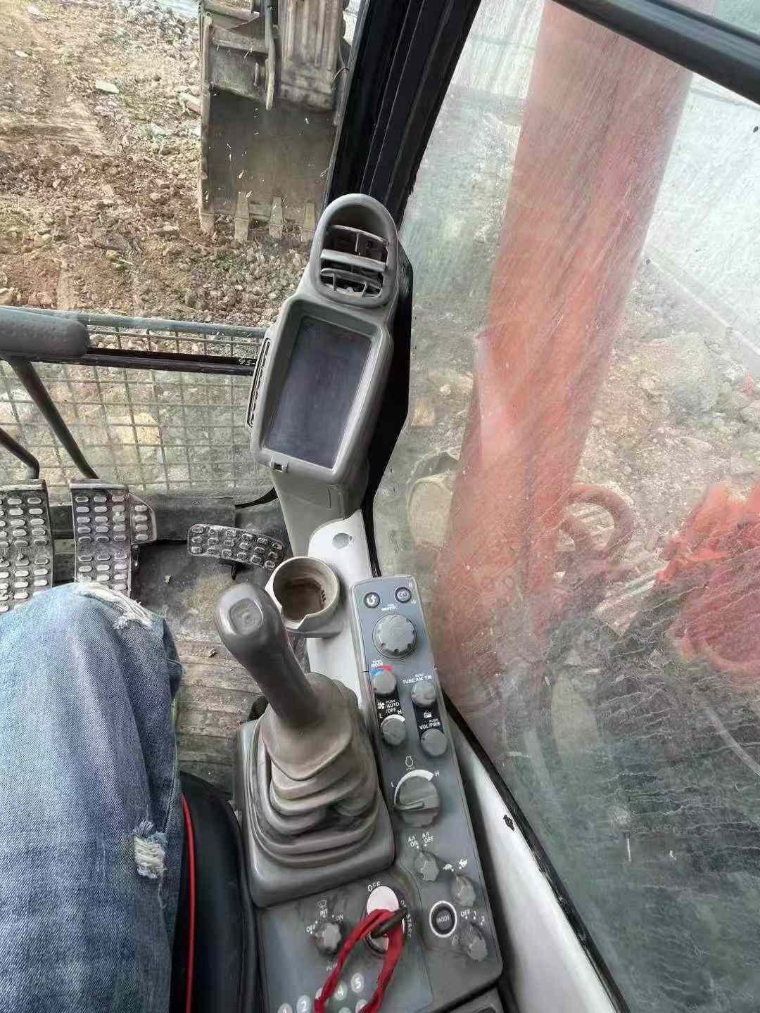 Купить Подержанный Экскаватор Hitachi EX360-5 / 9