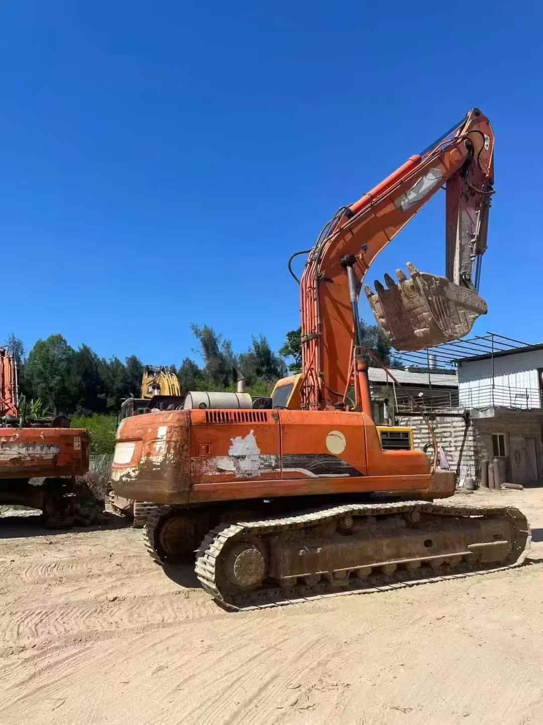Used Doosan DL300 Excavator 2016 Model / 2