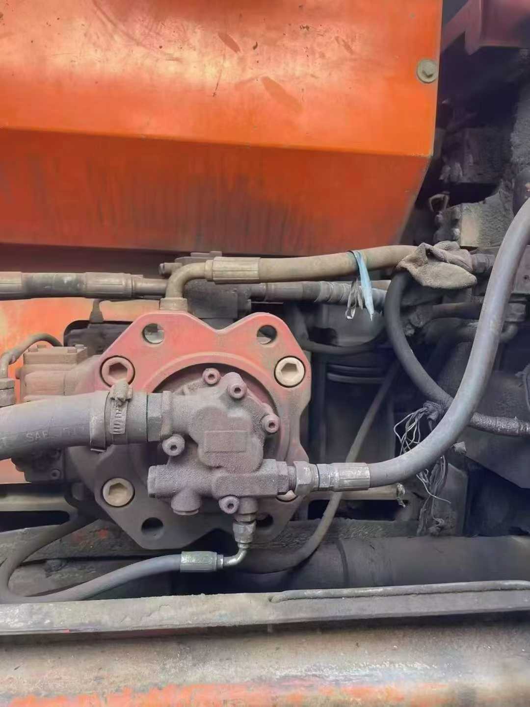 Used Doosan DH220-7 Excavator 2016 Model / 8