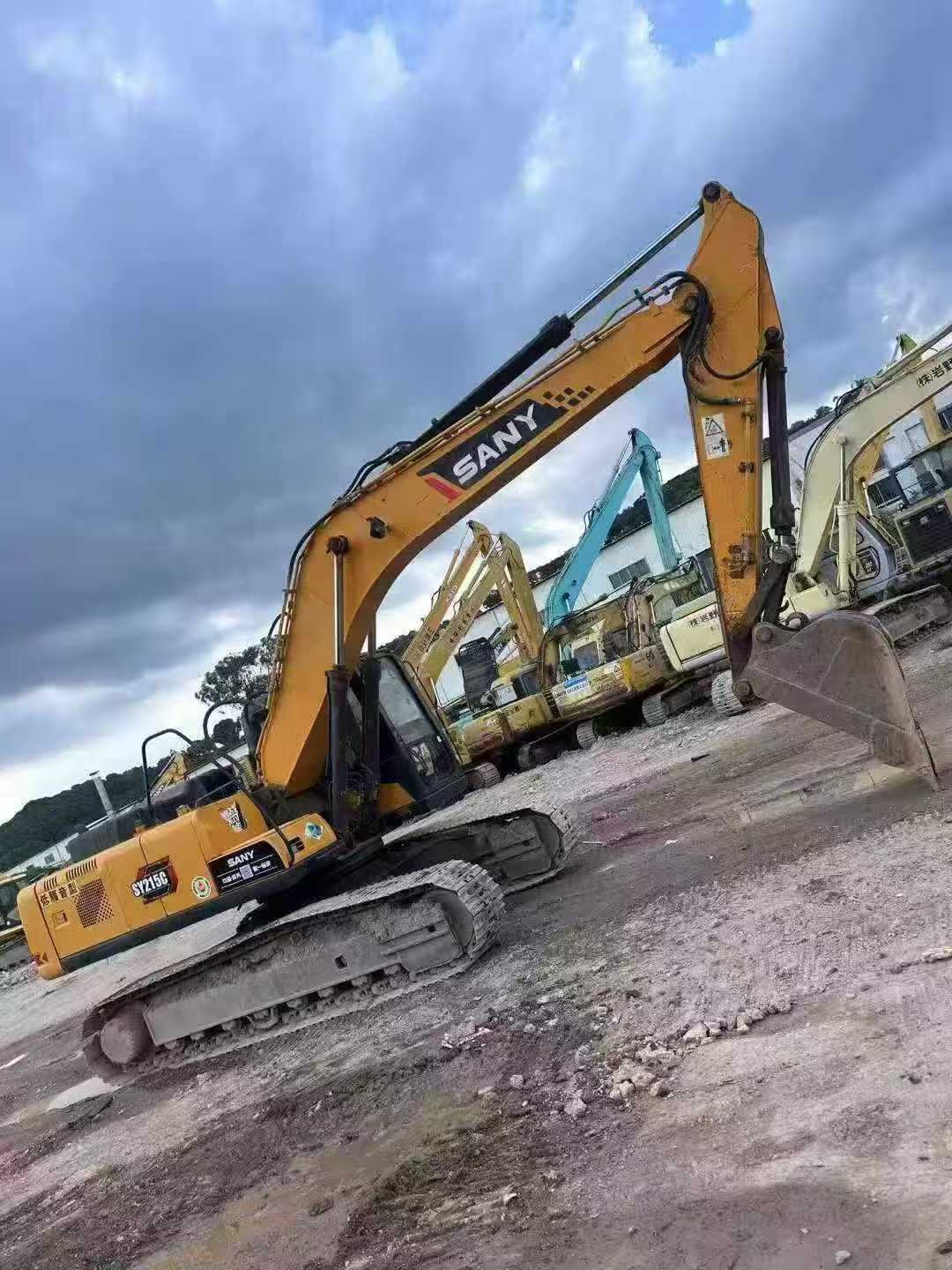 Used Sany SY215W Excavator 2016 Model