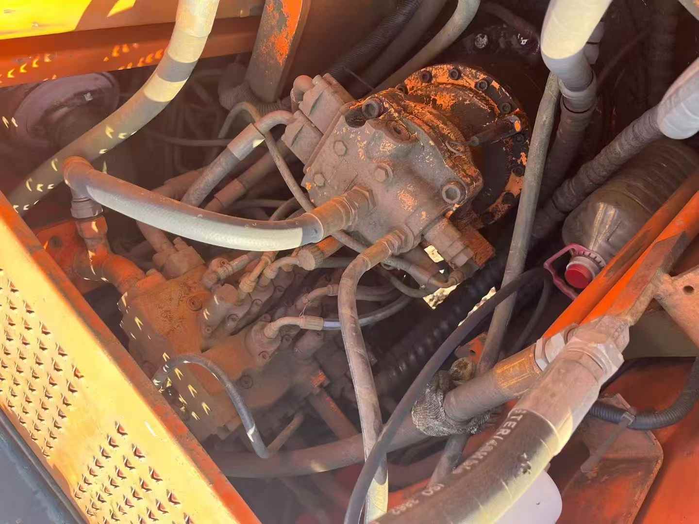 Used Doosan S225 Excavator 2016 Model / 8