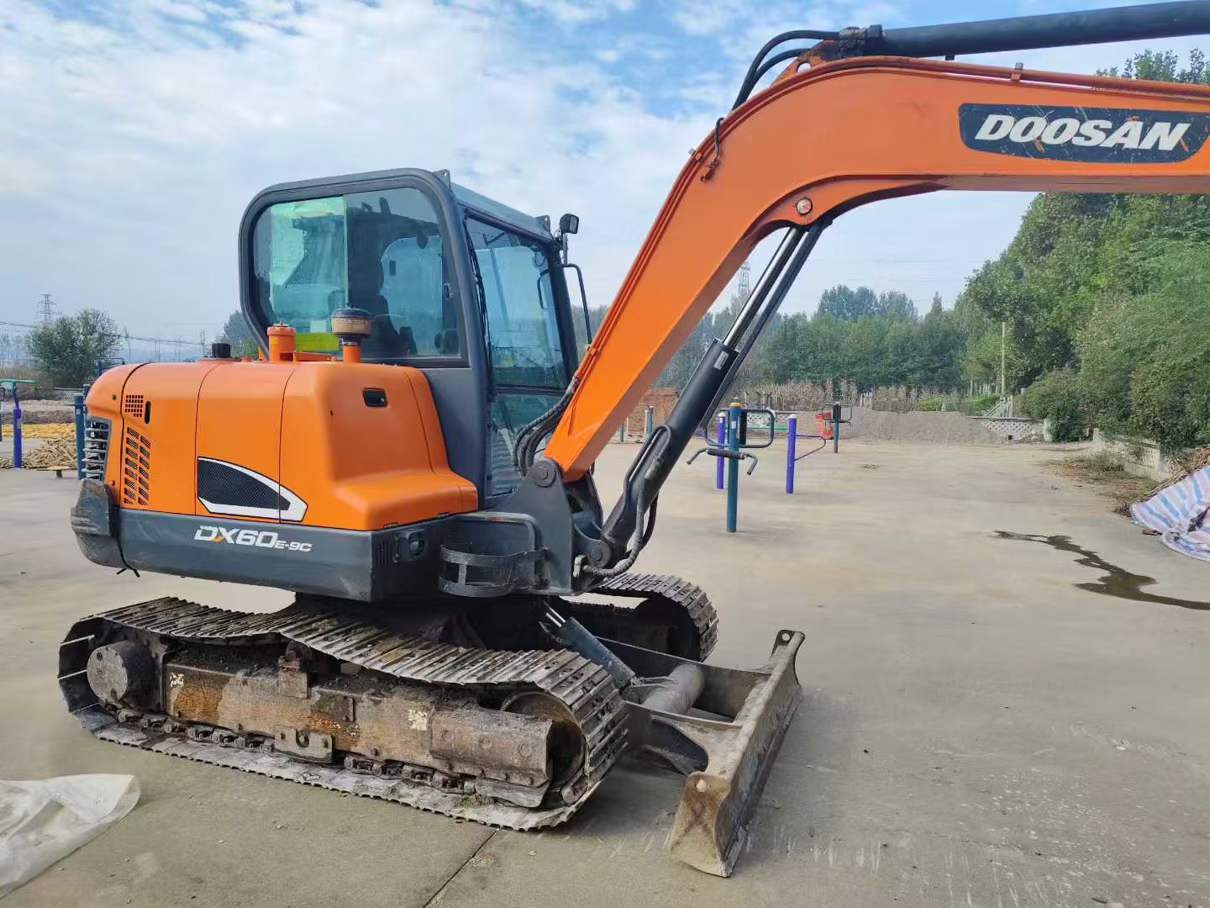 Used Doosan DX60 Excavator 2020 Model