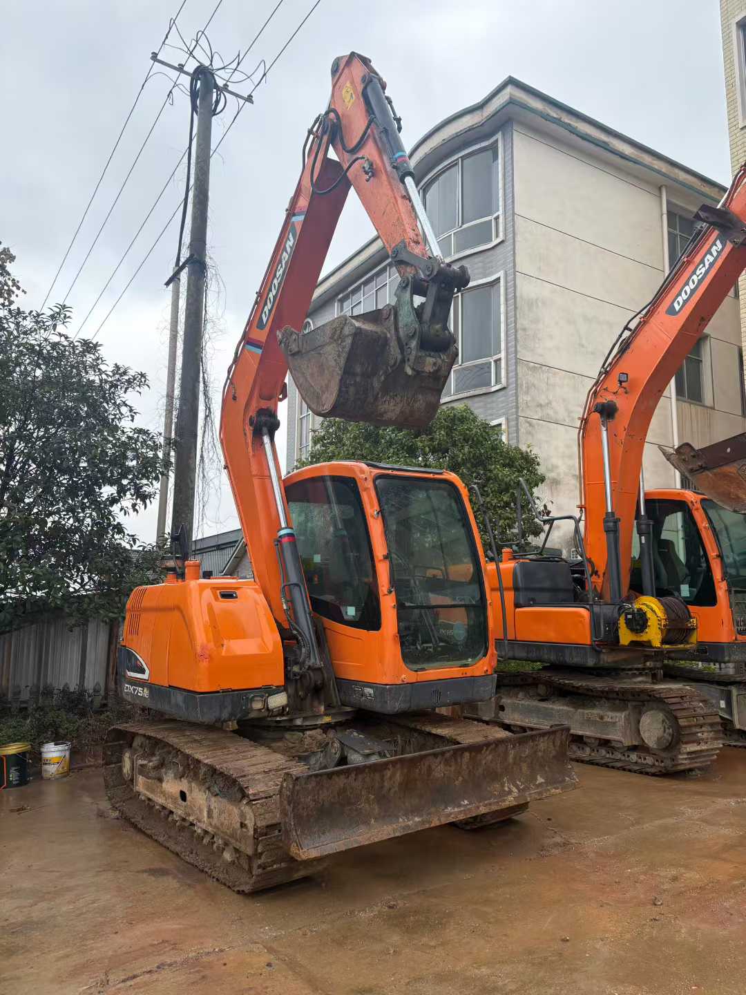 Used Doosan DX75 Excavator 2021 Model / 3