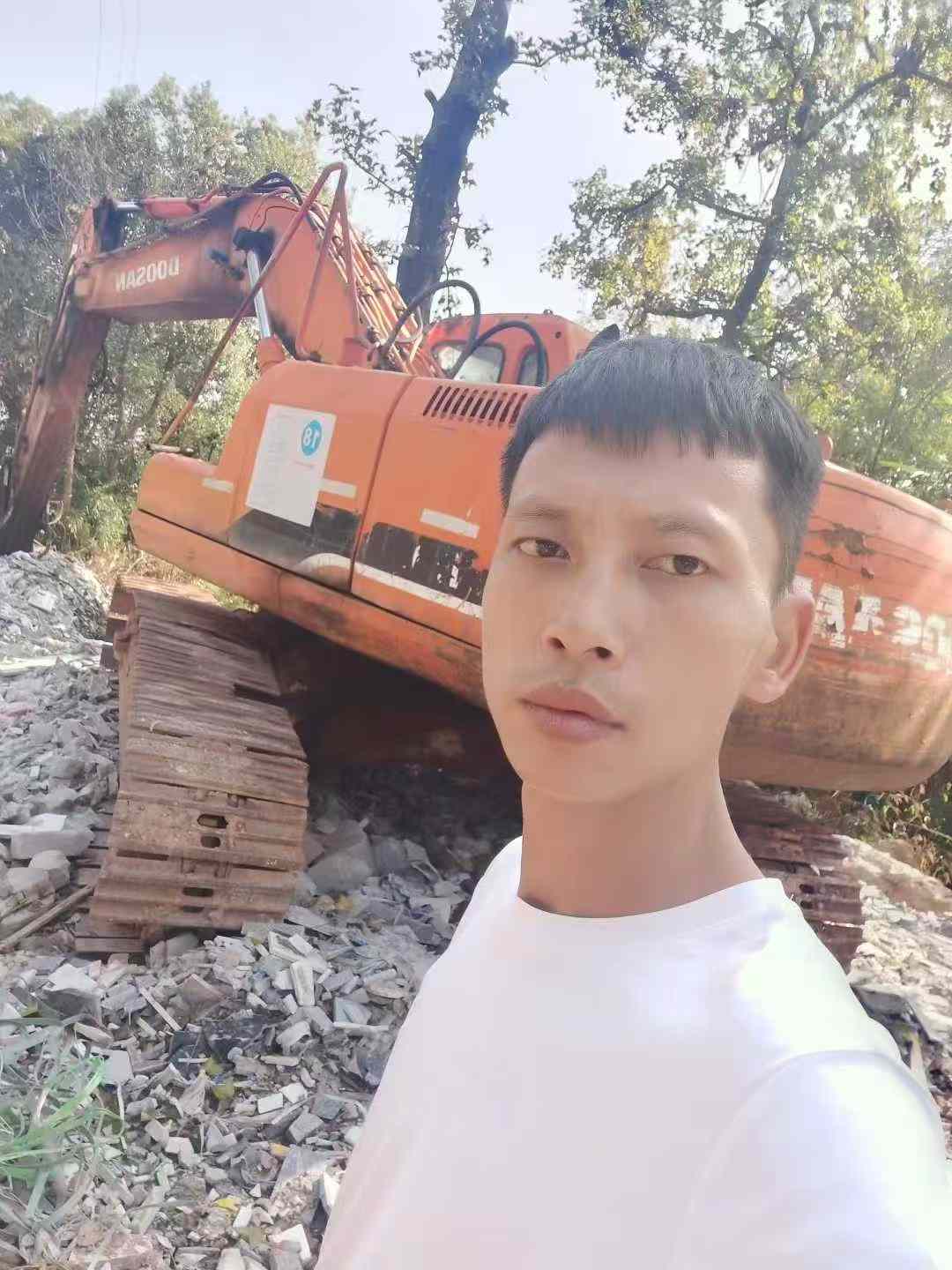 Used Doosan DH220-7 Excavator 2016 Model / 7