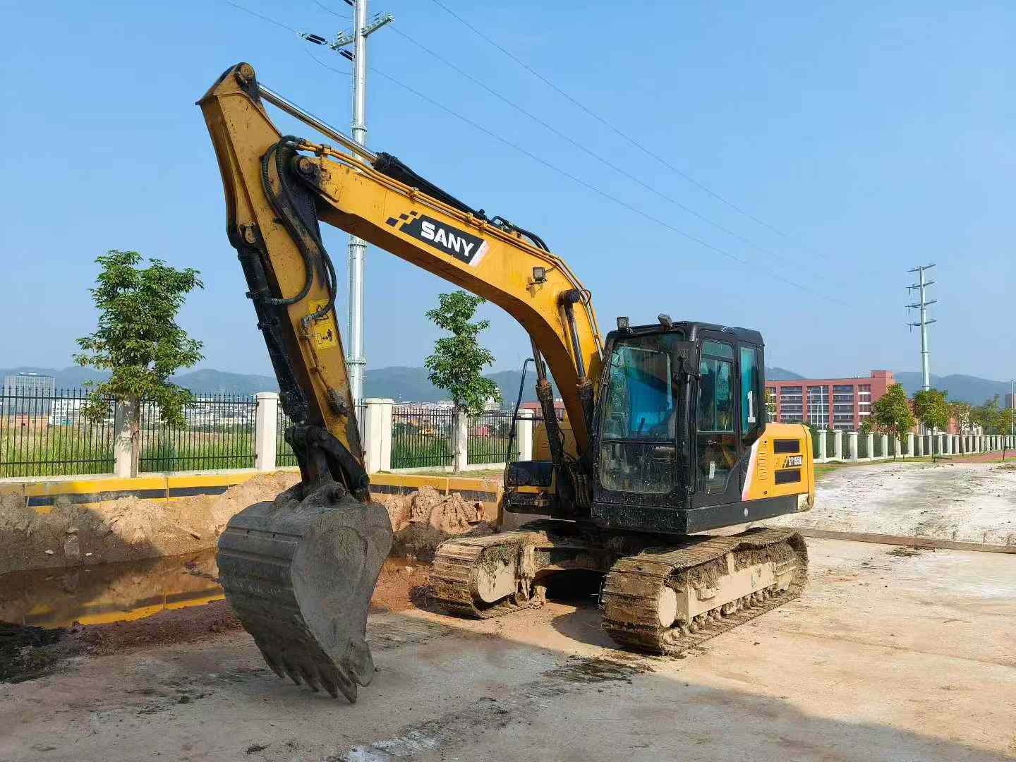 Used Sany SY135 Excavator 2020 Model