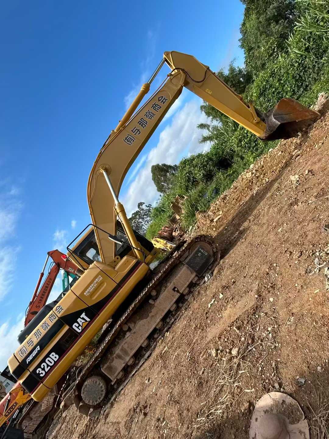 Used Caterpillar 320B Excavator 2016 Model