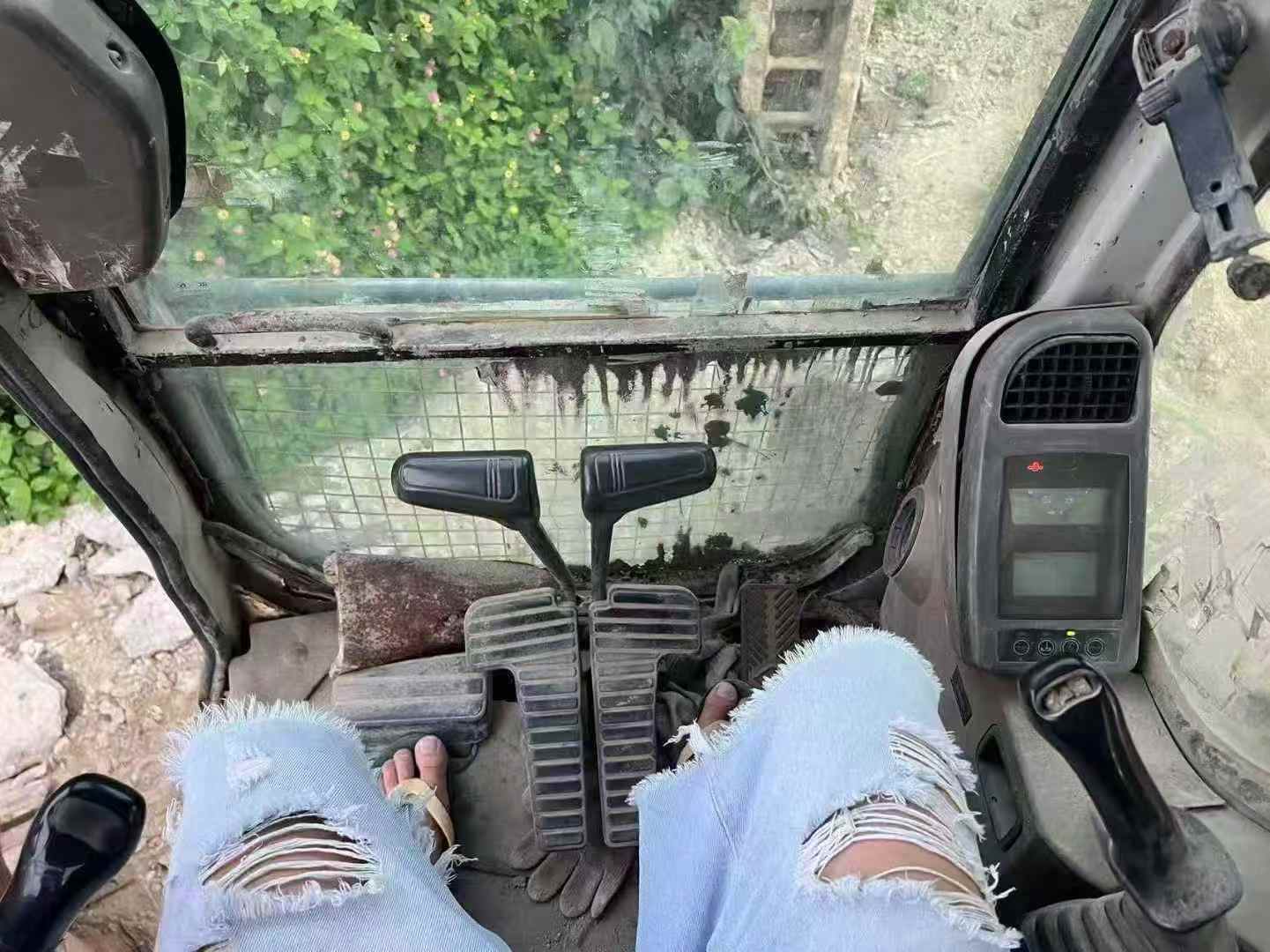 Used Doosan DL300 Excavator 2016 Model / 4