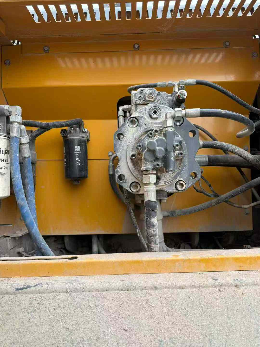 Used XCMG XE370 Excavator 2022 Model / 9