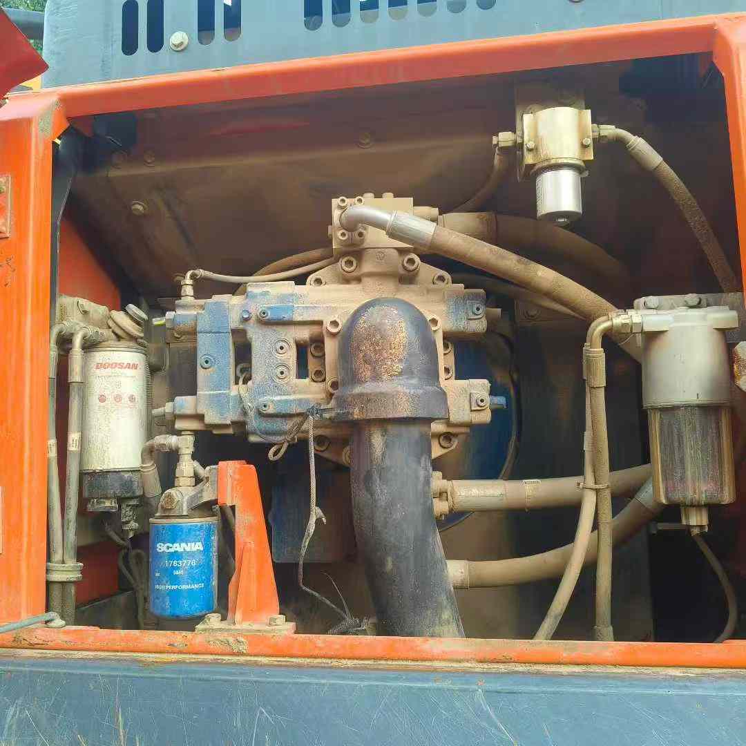 Used Doosan DX80 Excavator 2018 Model / 4