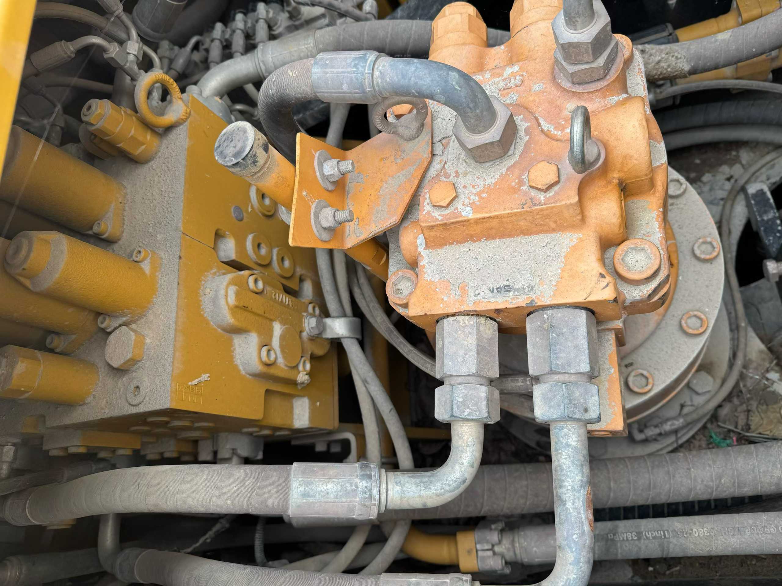 Used Sany SY200H Excavator 2020 Model / 4