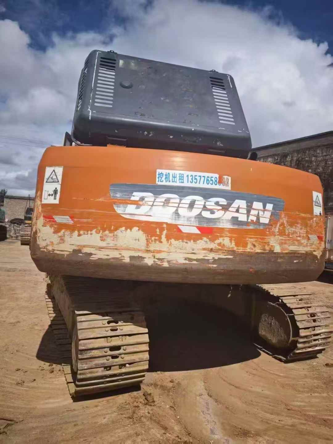 Used Doosan S225 Excavator 2016 Model