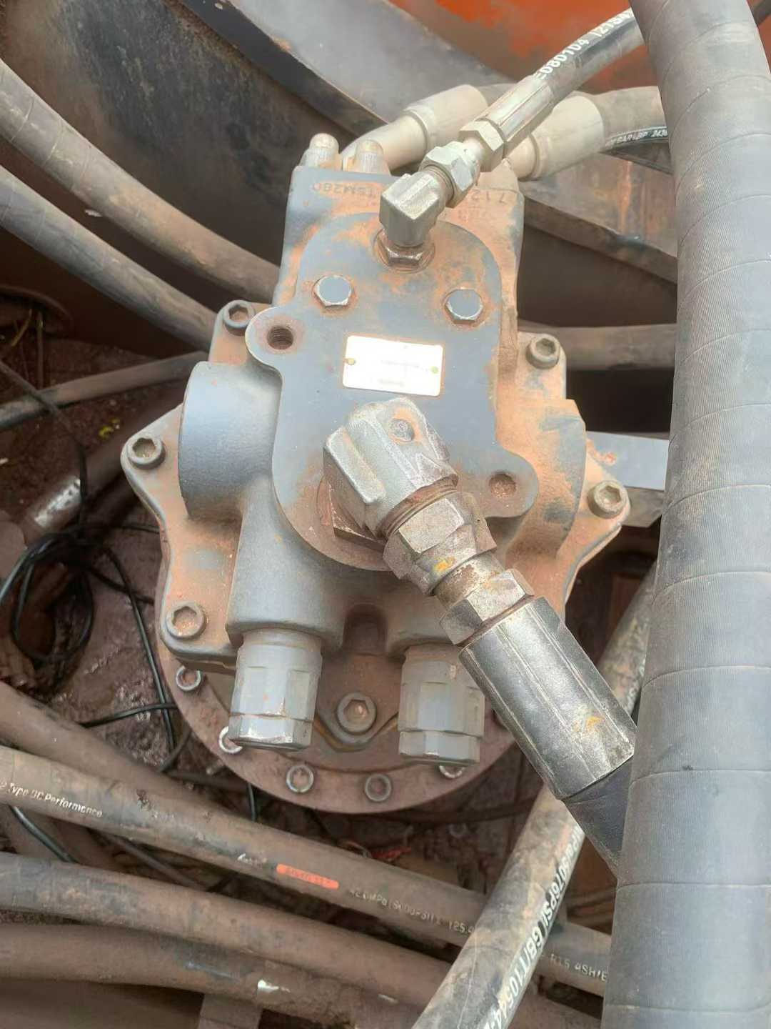 Used Doosan DX380 Excavator 2017 Model / 8