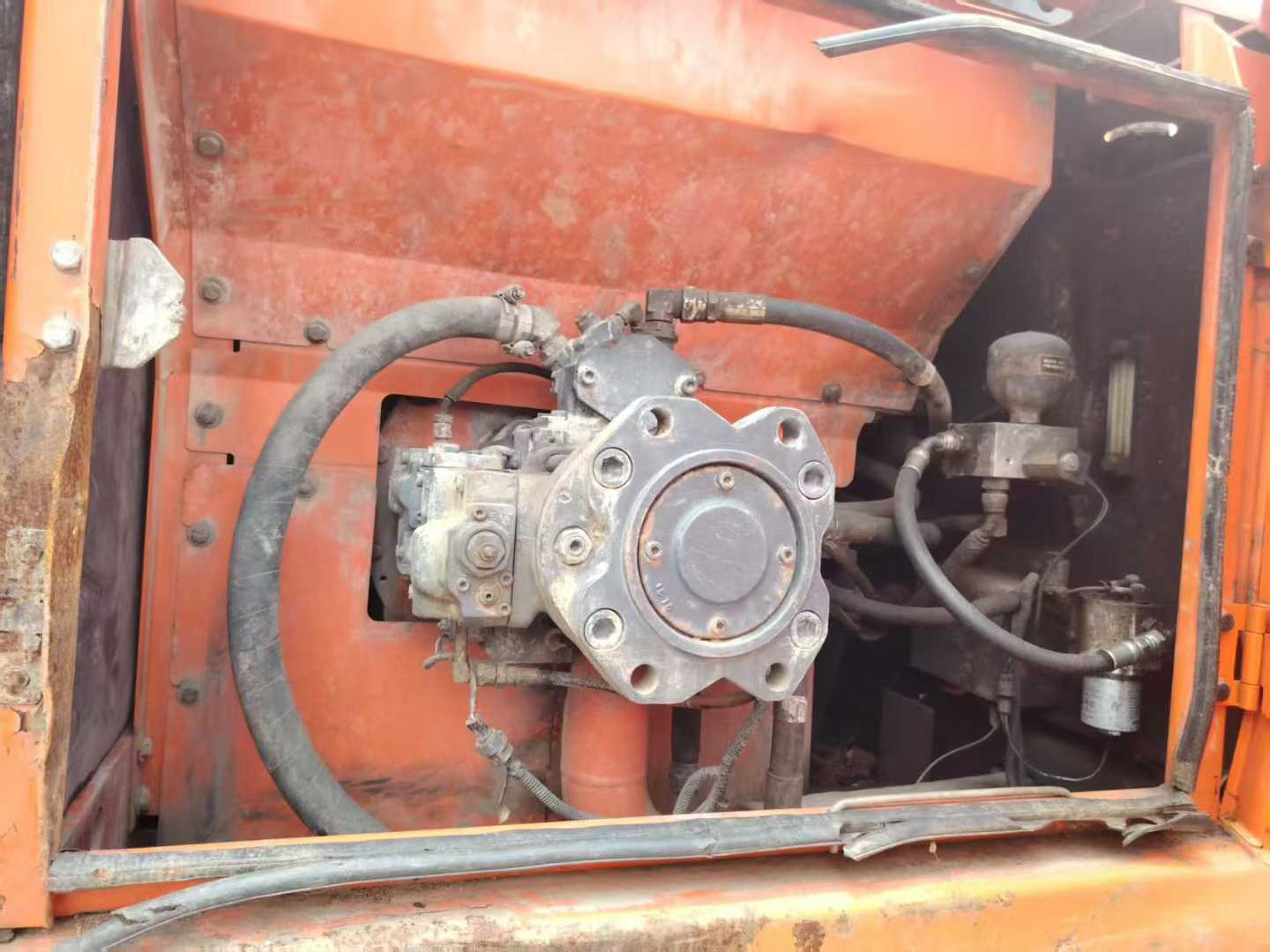 Used Doosan DH220 Excavator 2016 Model / 5