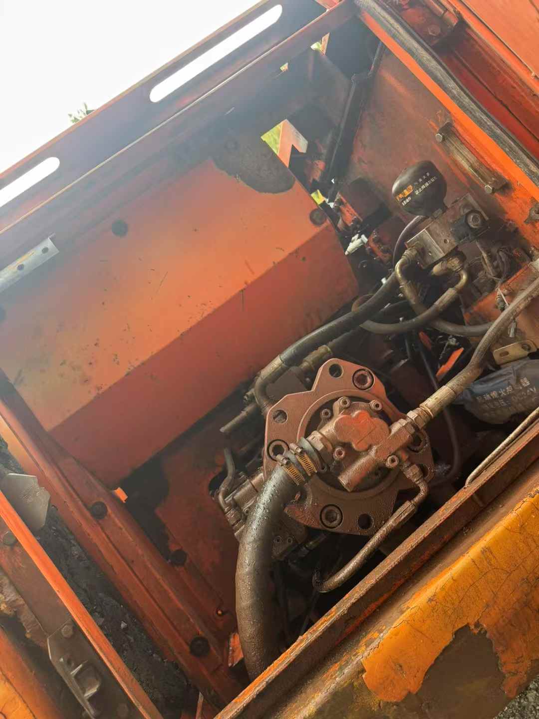 Used Doosan DH220 Excavator 2016 Model / 2