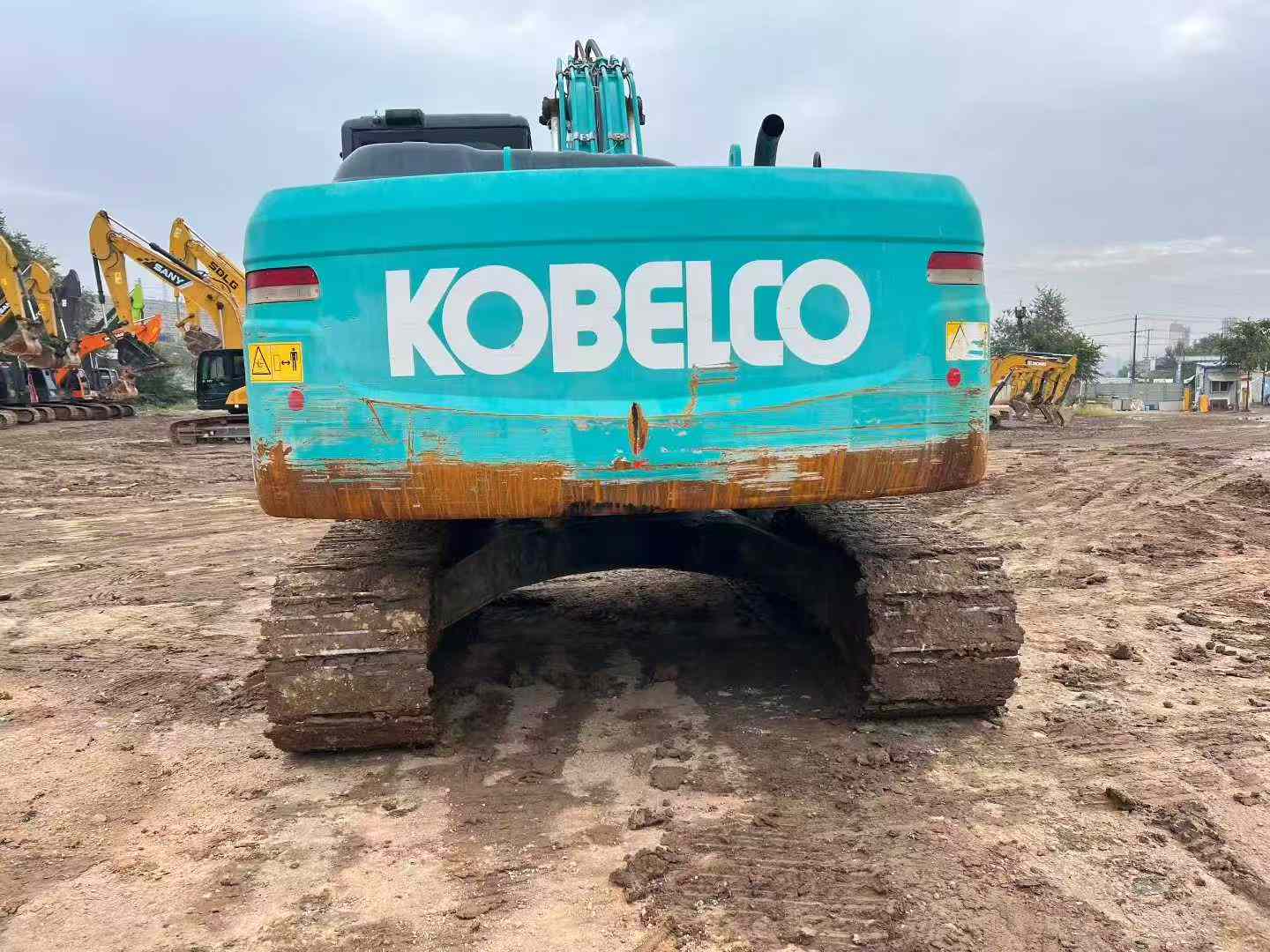 شراء حفارة Kobelco SK210 مستعملة / 5