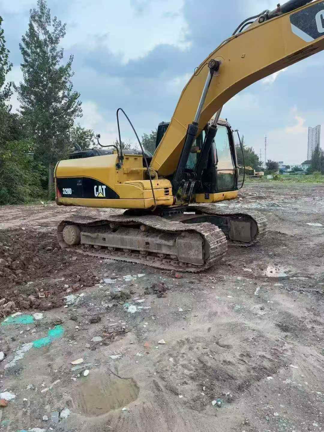 Used Caterpillar 320D Excavator 2012 Model / 4