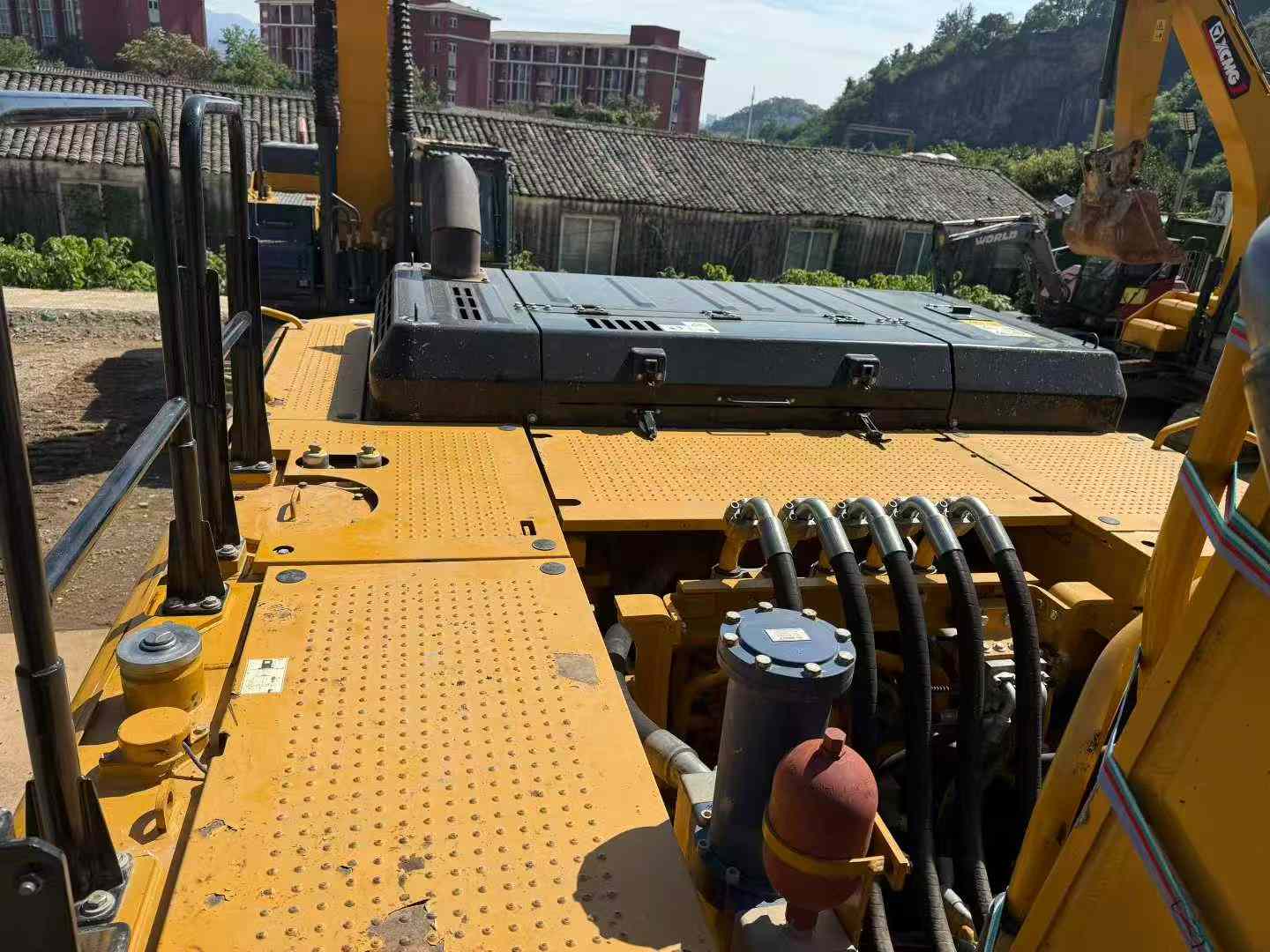 Used Sany SY650HB Excavator 2022 Model / 4