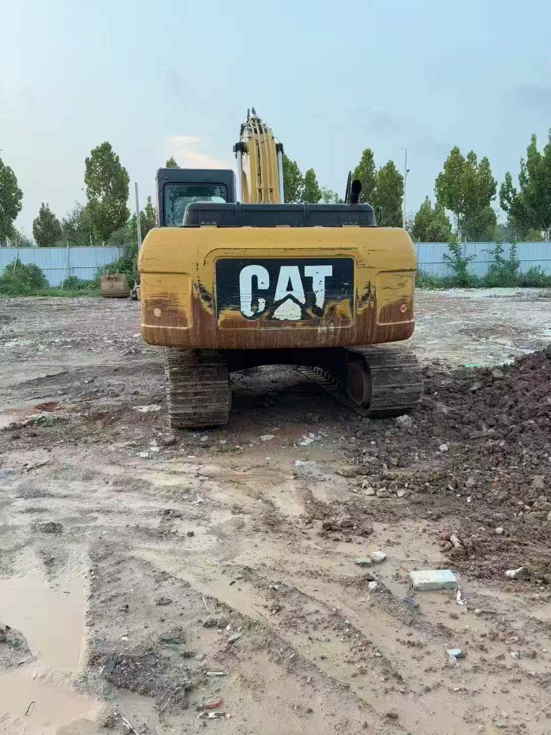 Used Caterpillar 320D Excavator 2012 Model / 2