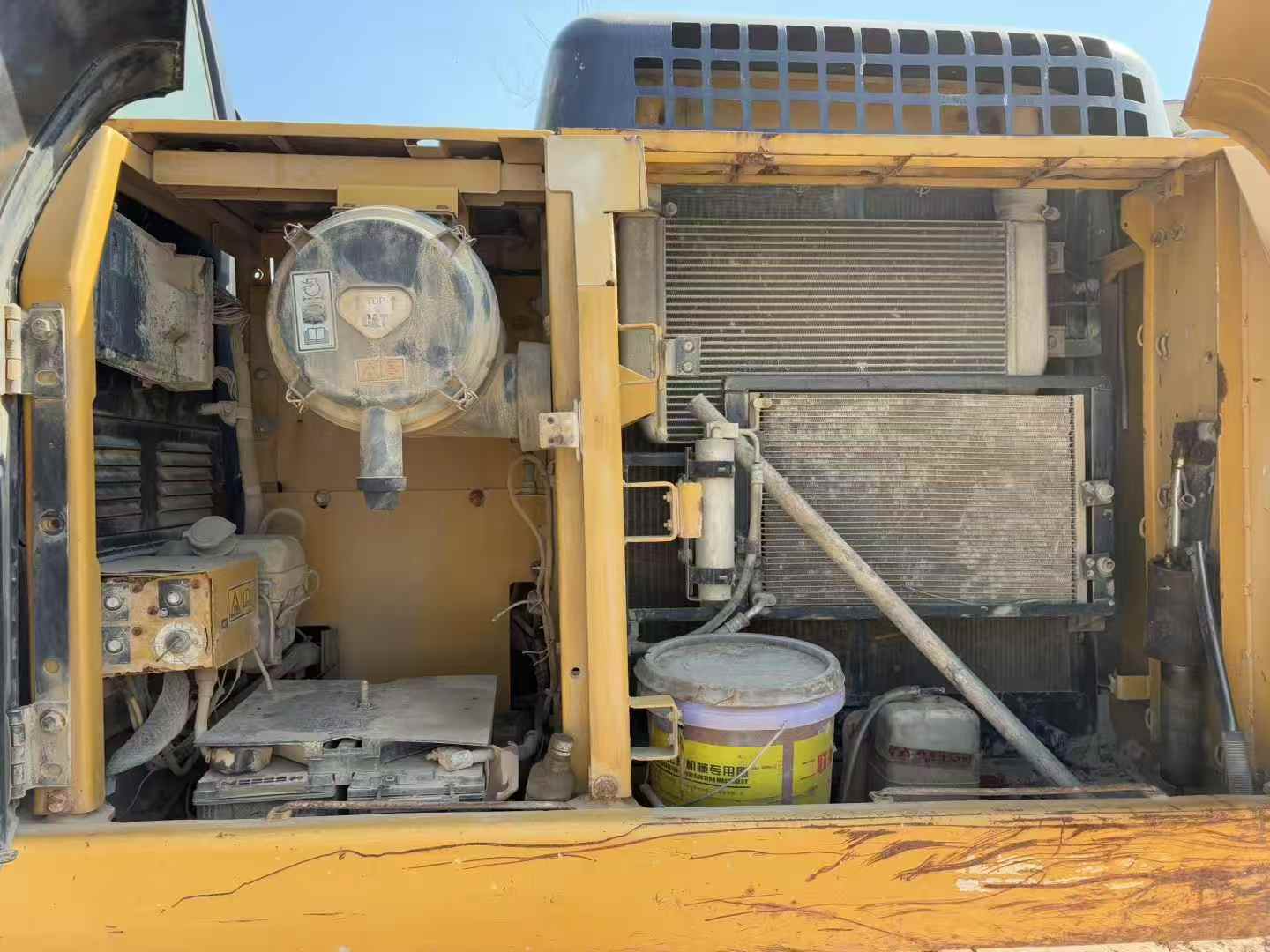 Used Caterpillar 320D Excavator 2014 Model / 9