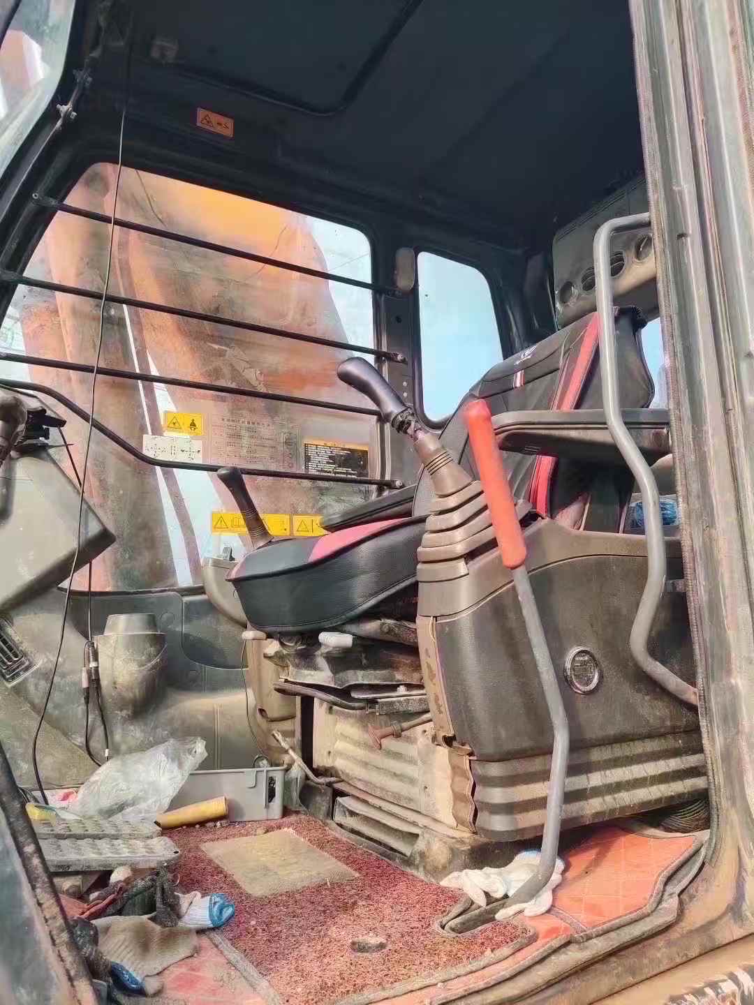 Used Hitachi ZX240-3 Excavator 2016 Model / 9