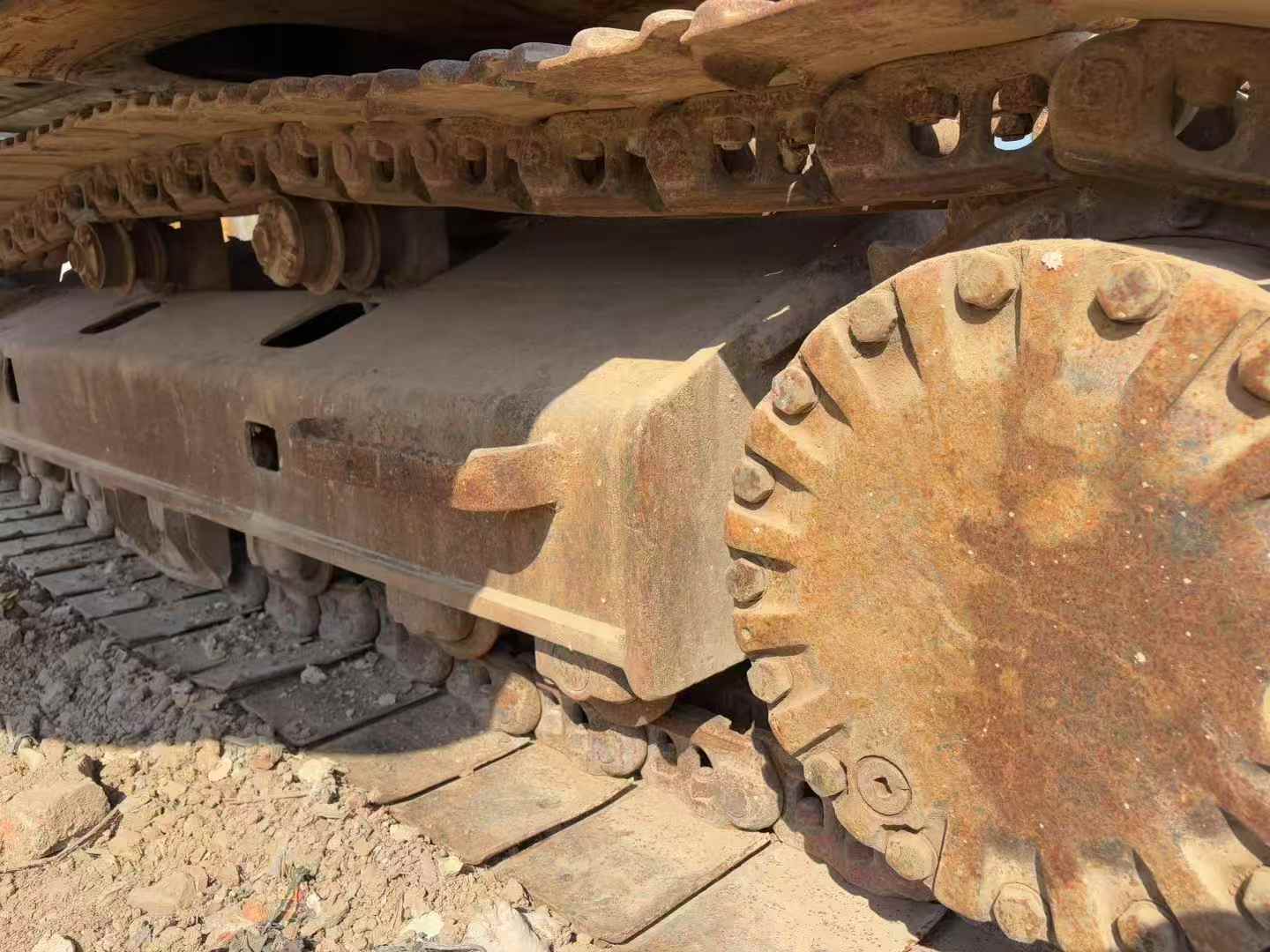 Used Caterpillar 320D Excavator 2014 Model / 8