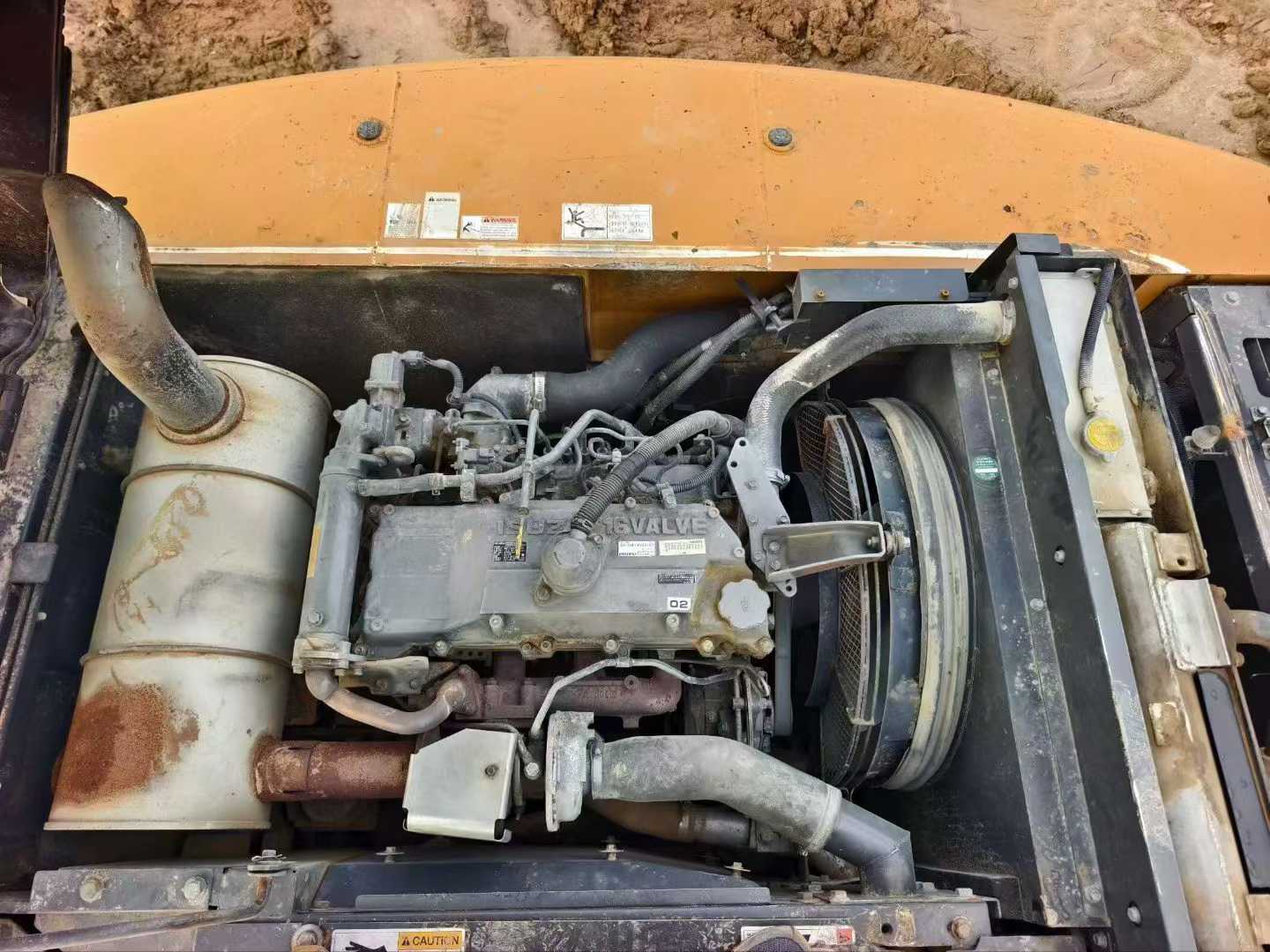 Used Case WX240 Excavator 2011 Model / 8