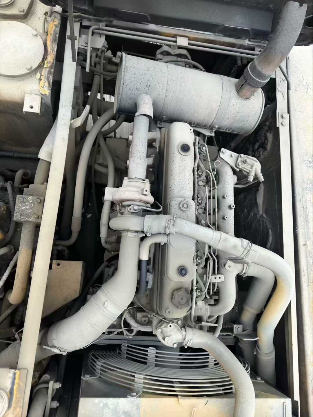 Used Sany SY200H Excavator 2016 Model / 8